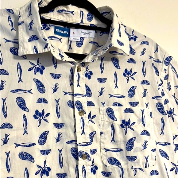 Old Navy Everyday Shirt Casual Button Down Cotton Mediterranean Novelty Print - Picture 4 of 9